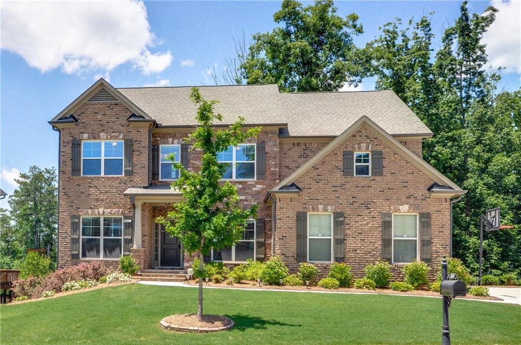 258 Forest Bluff Ln., Sugar Hill, GA 30518