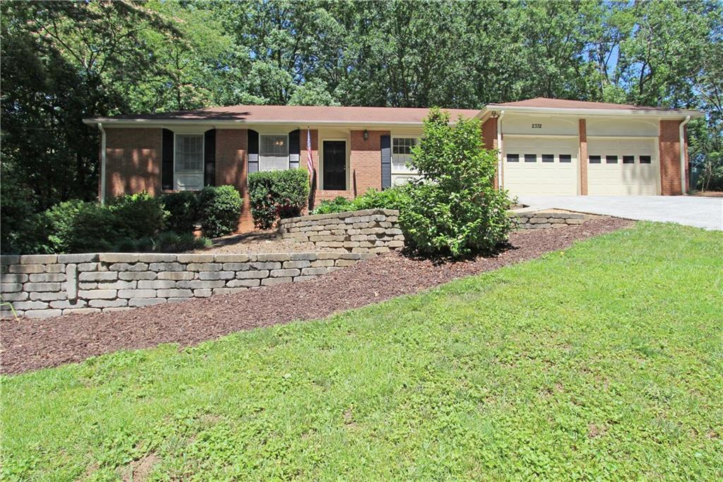 2332 Jay Ln., Smyrna, GA 30080