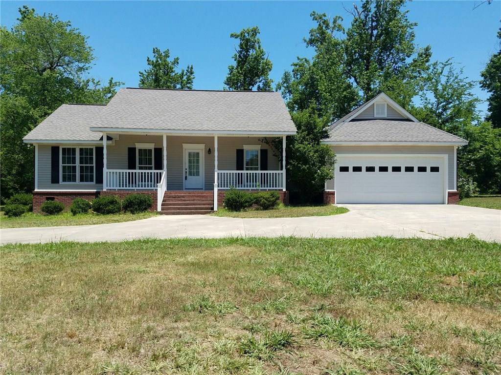 1392 Roland Hayes Pkwy., Calhoun, GA 30701