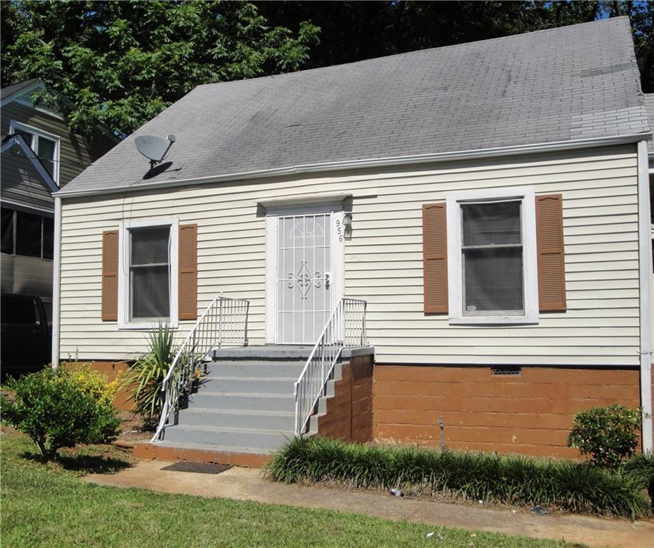 956 Hall St., Atlanta, GA 30310