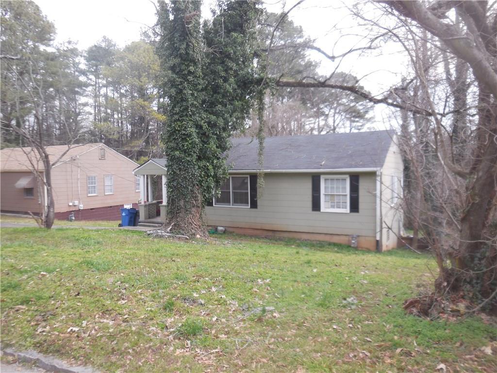 2152 Castlewood St., East Point, GA 30344