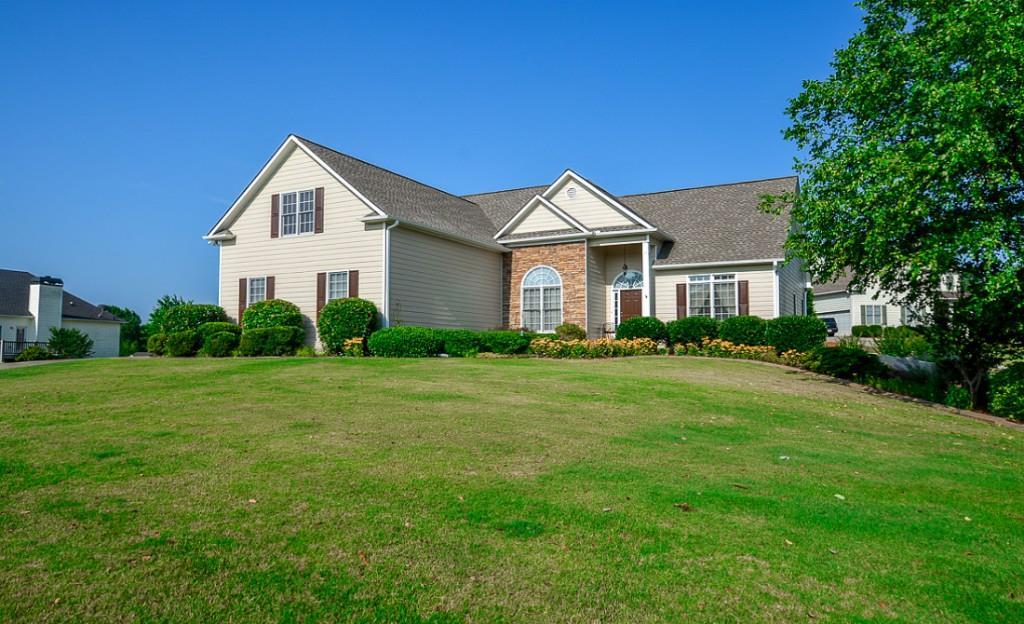 203 Mountain View Dr., Woodstock, GA 30188