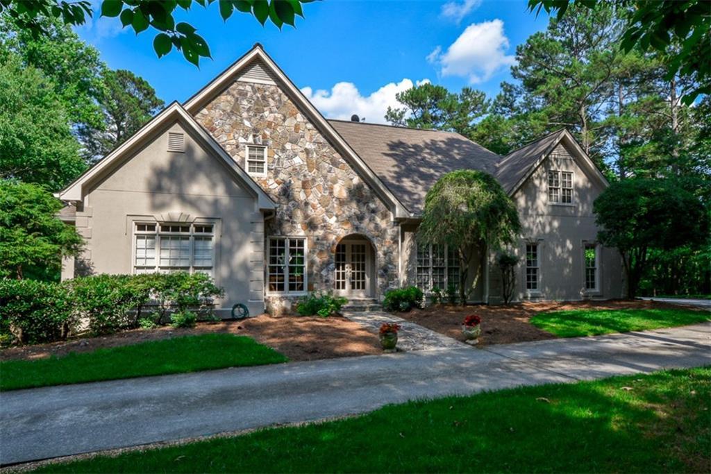 1571 Mcconnell Rd., Grayson, GA 30017