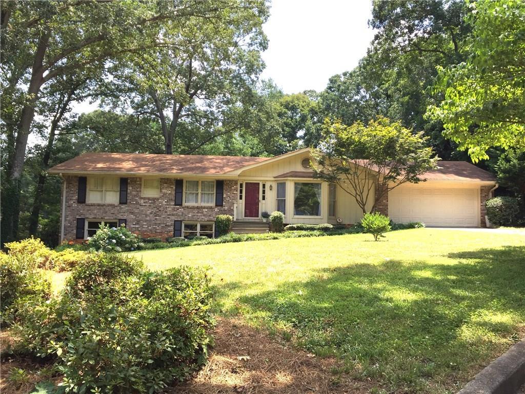 4838 Mary Dale Ct., Lilburn, GA 30047