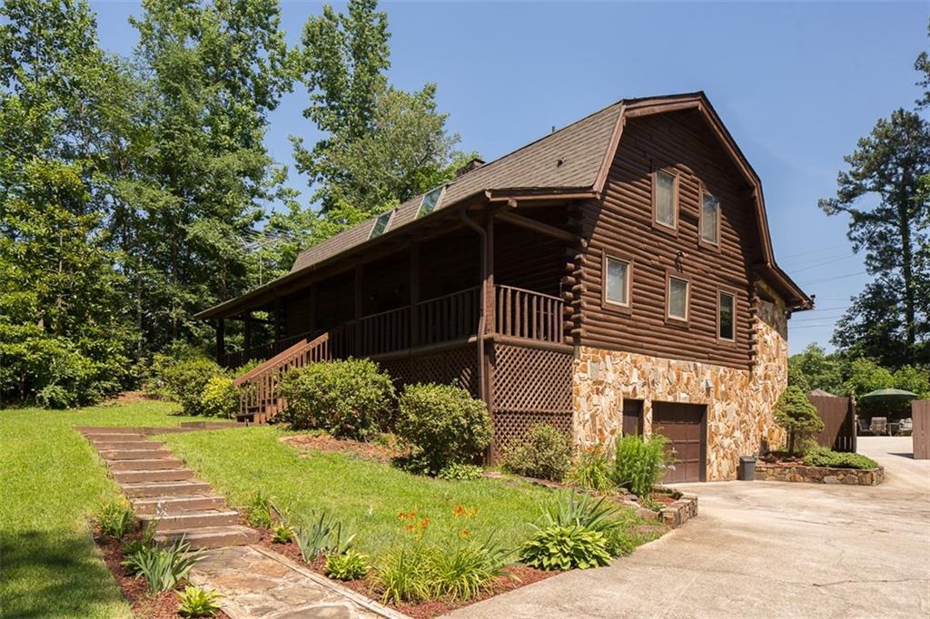 301 Fontaine Rd., Mableton, GA 30126