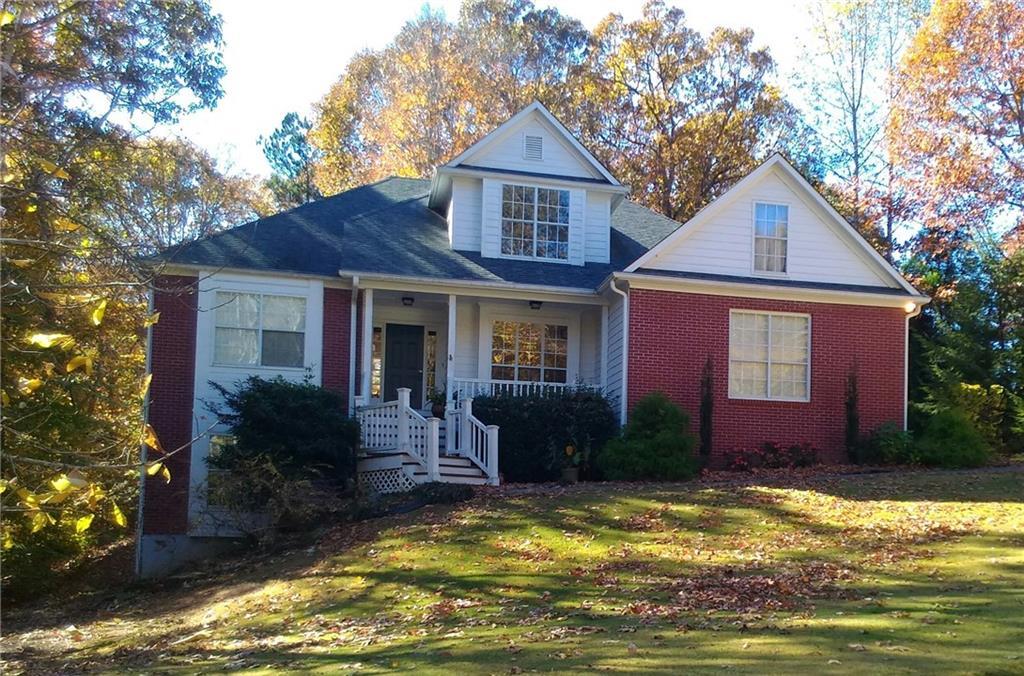 6615 Lake Run Dr., Flowery Branch, GA 30542