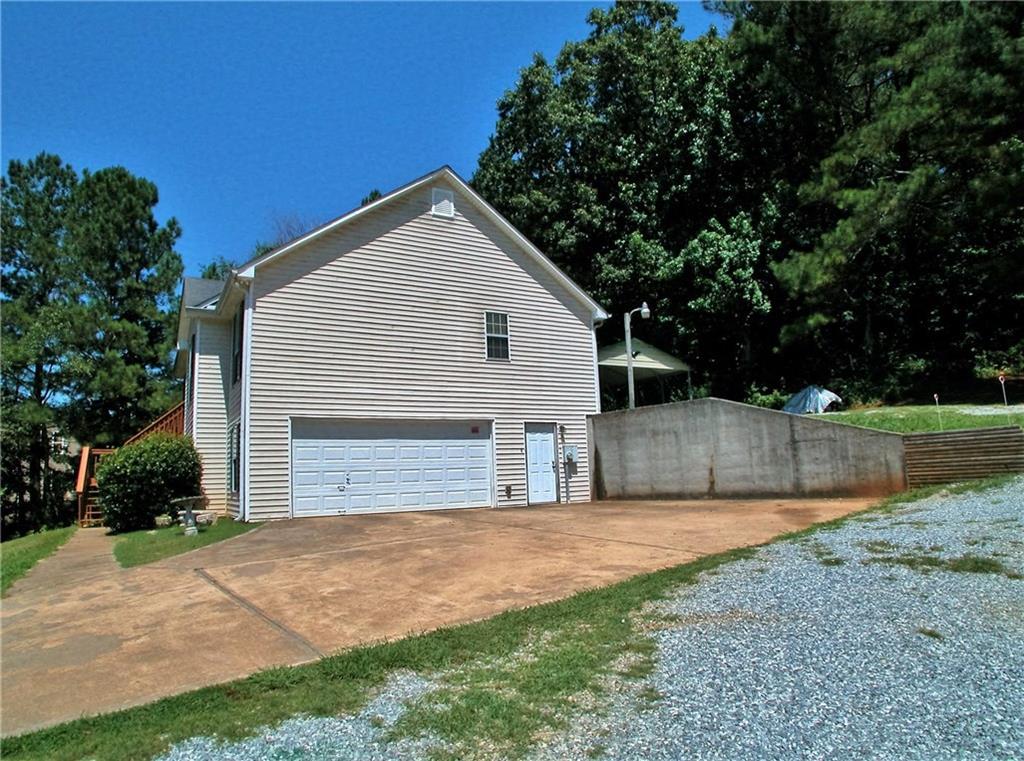 154 W Grant Rd., Dawsonville, GA 30534