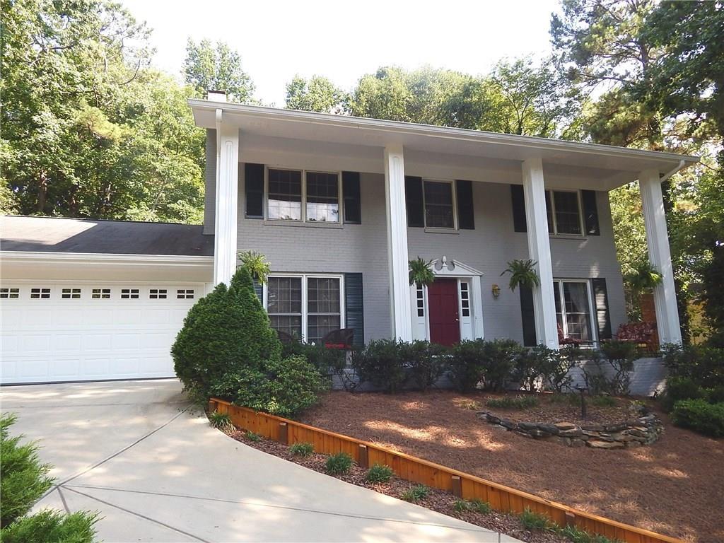 2887 Thornridge Dr., Atlanta, GA 30340