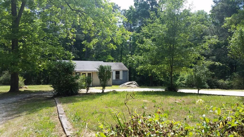 2195 Lake Capri Rd., Conyers, GA 30012