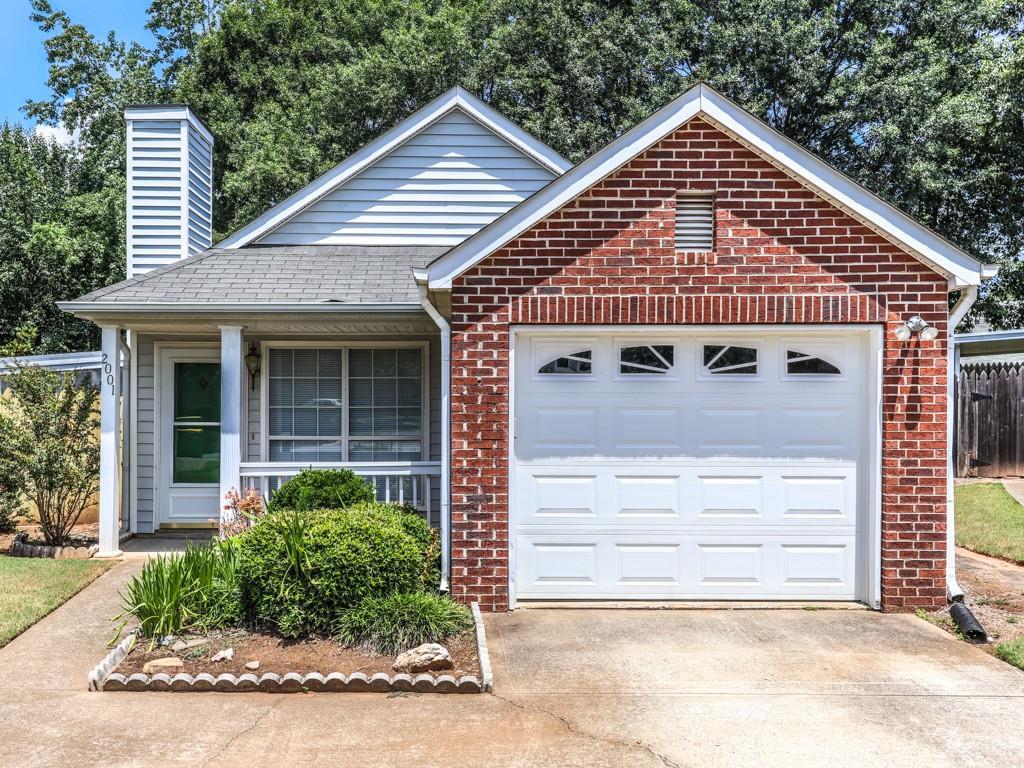 2001 Brittania Cir., Woodstock, GA 30188