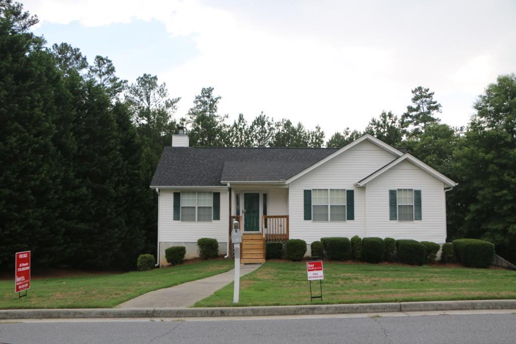 2657 Amberly Glen Dr., Dacula, GA 30019