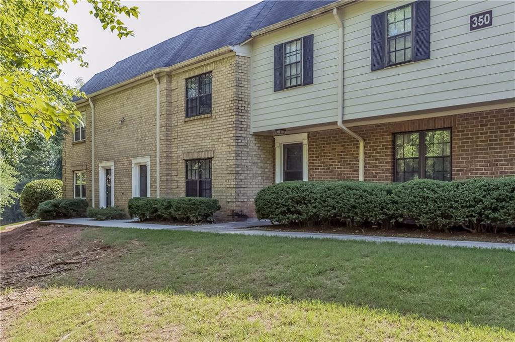 350 Winding River Dr. #B, Atlanta, GA 30350