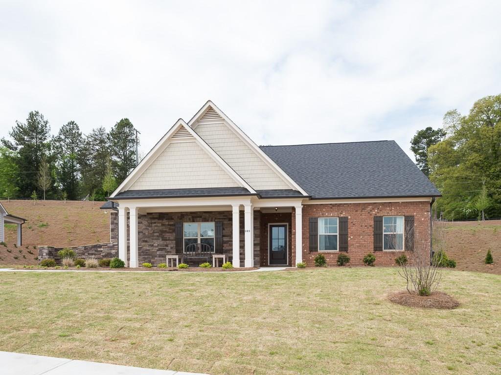 305 Sweet Briar Cir., Woodstock, GA 30188