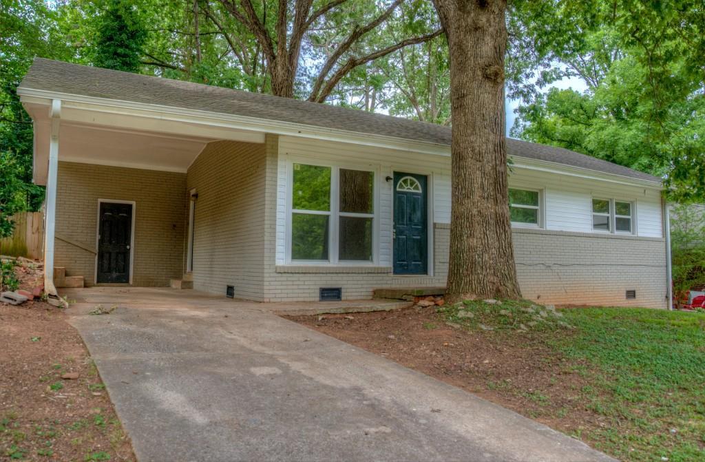 2999 San Juan Dr., Decatur, GA 30032