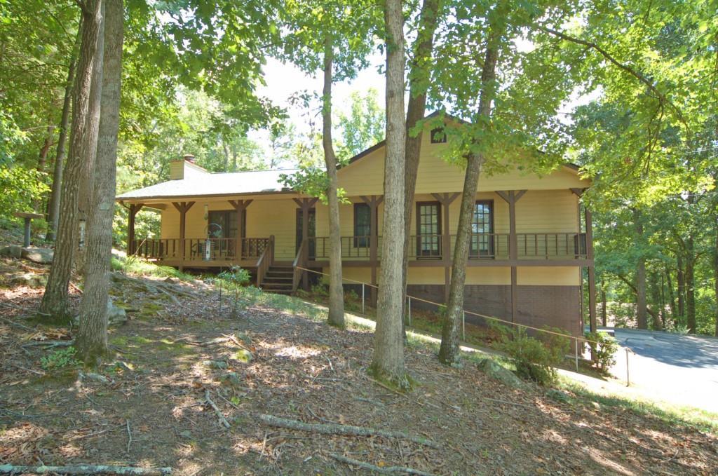 339 Hill Crest Cir., Woodstock, GA 30188