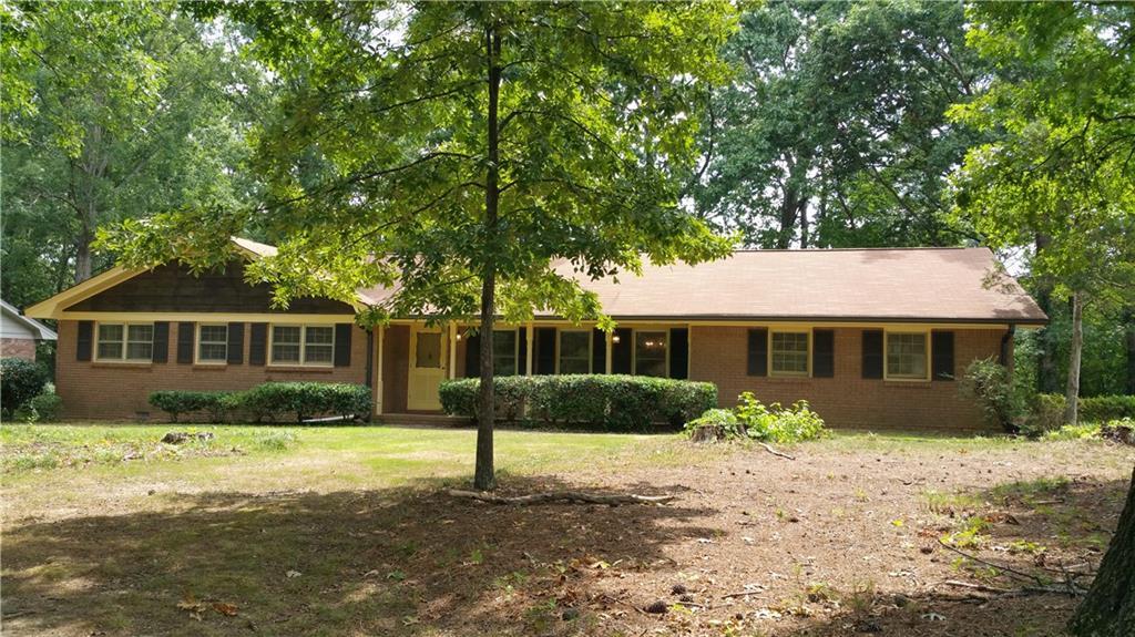 2751 Hickory Tr., Snellville, GA 30078