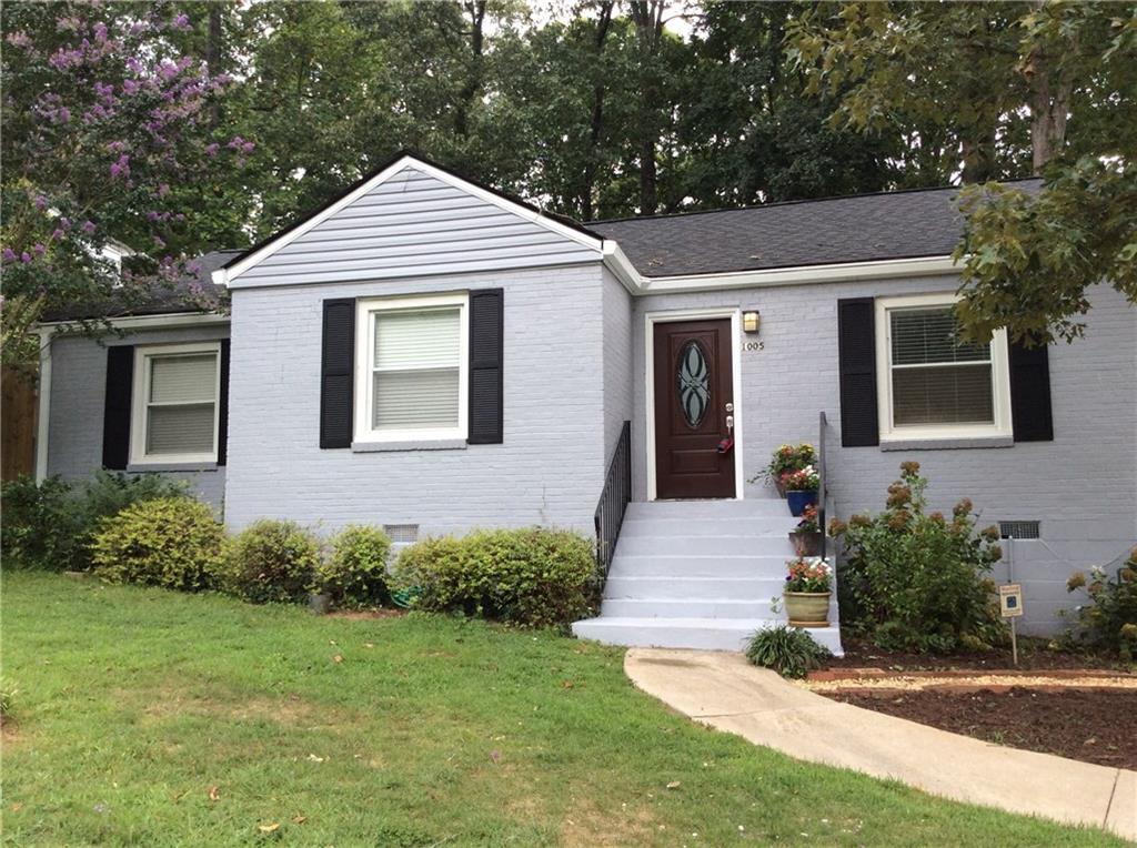 1005 Brookdale Dr., East Point, GA 30344