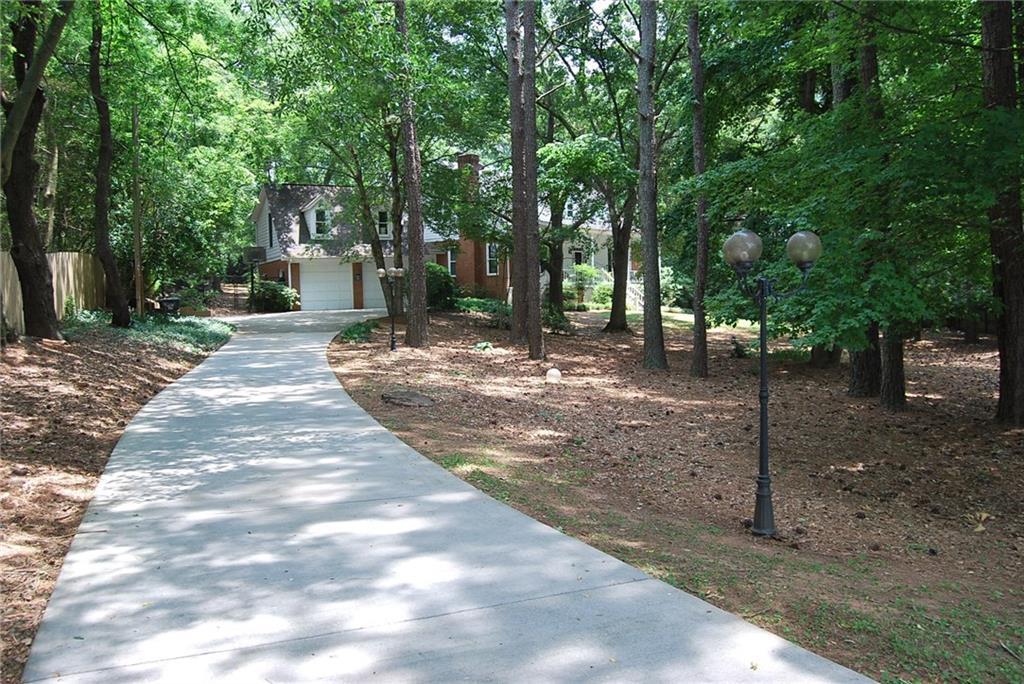 2972 Albion Farm Rd., Duluth, GA 30097
