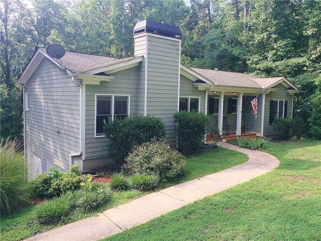 522 Allison Ln., Ball Ground, GA 30107