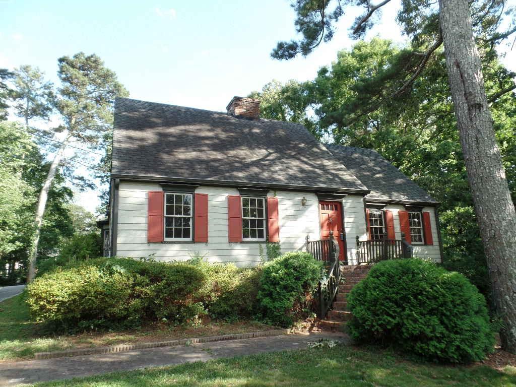 5278 Santee St., Stone Mountain, GA 30087