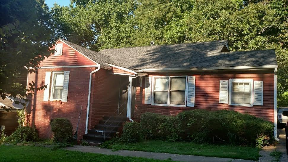 924 Pinehurst Ter., Atlanta, GA 30310