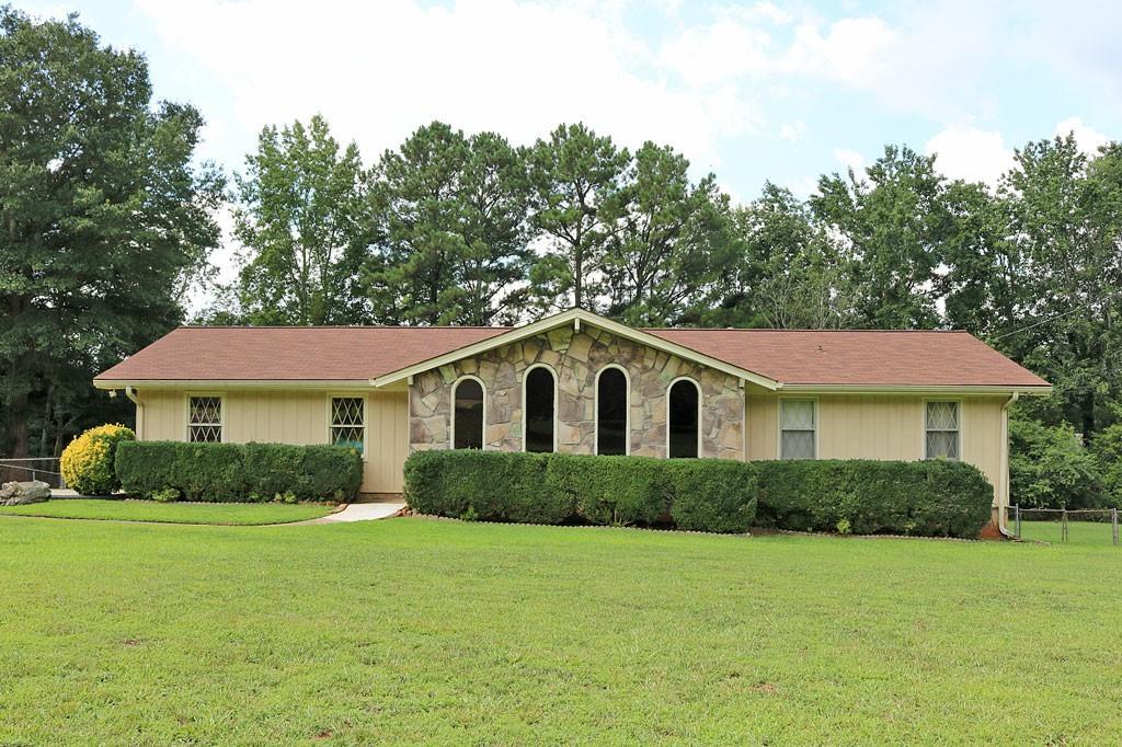 453 Gregg Dr., Lilburn, GA 30047