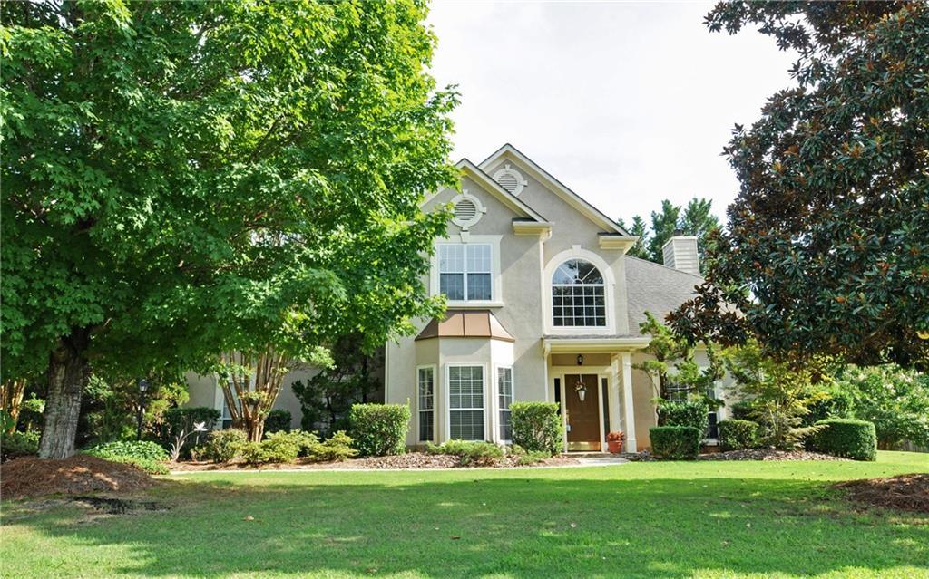 6218 Spring Lake Dr., Flowery Branch, GA 30542