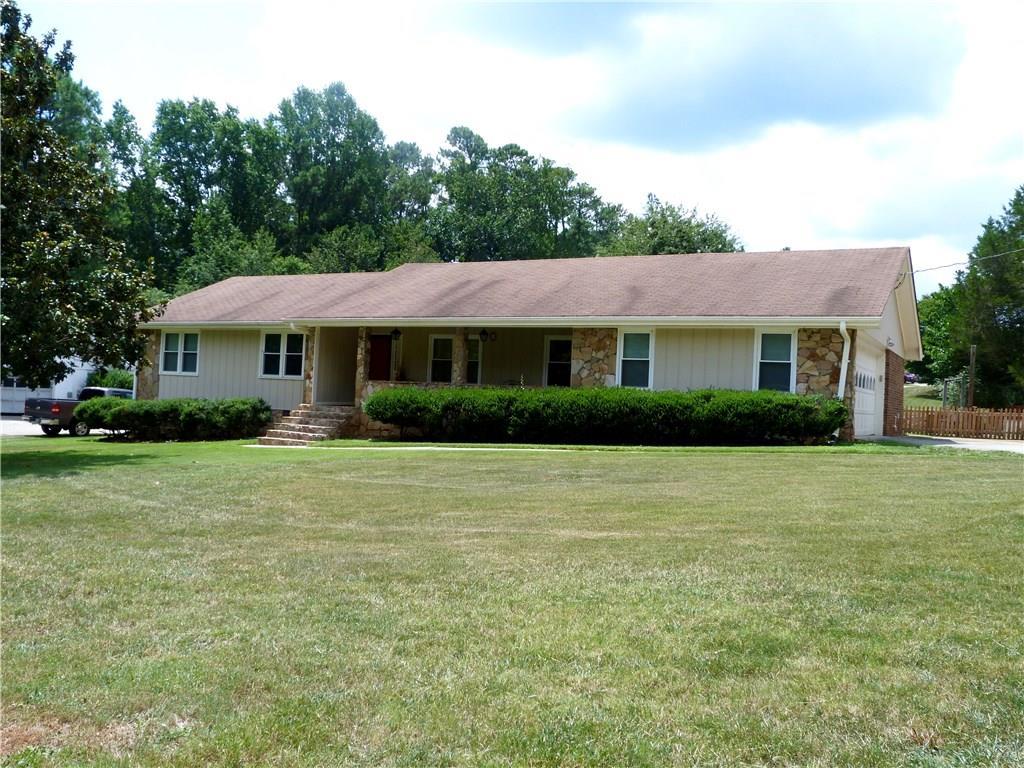 647 Cole Dr., Lilburn, GA 30047