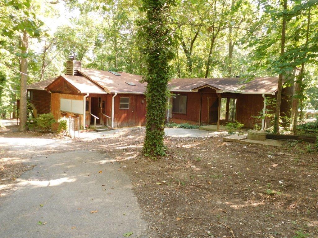 7250 Rocky Ln., Acworth, GA 30102