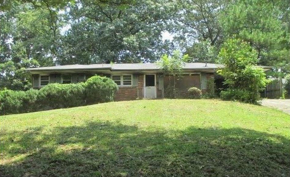 1830 Idlewood Dr., East Point, GA 30344