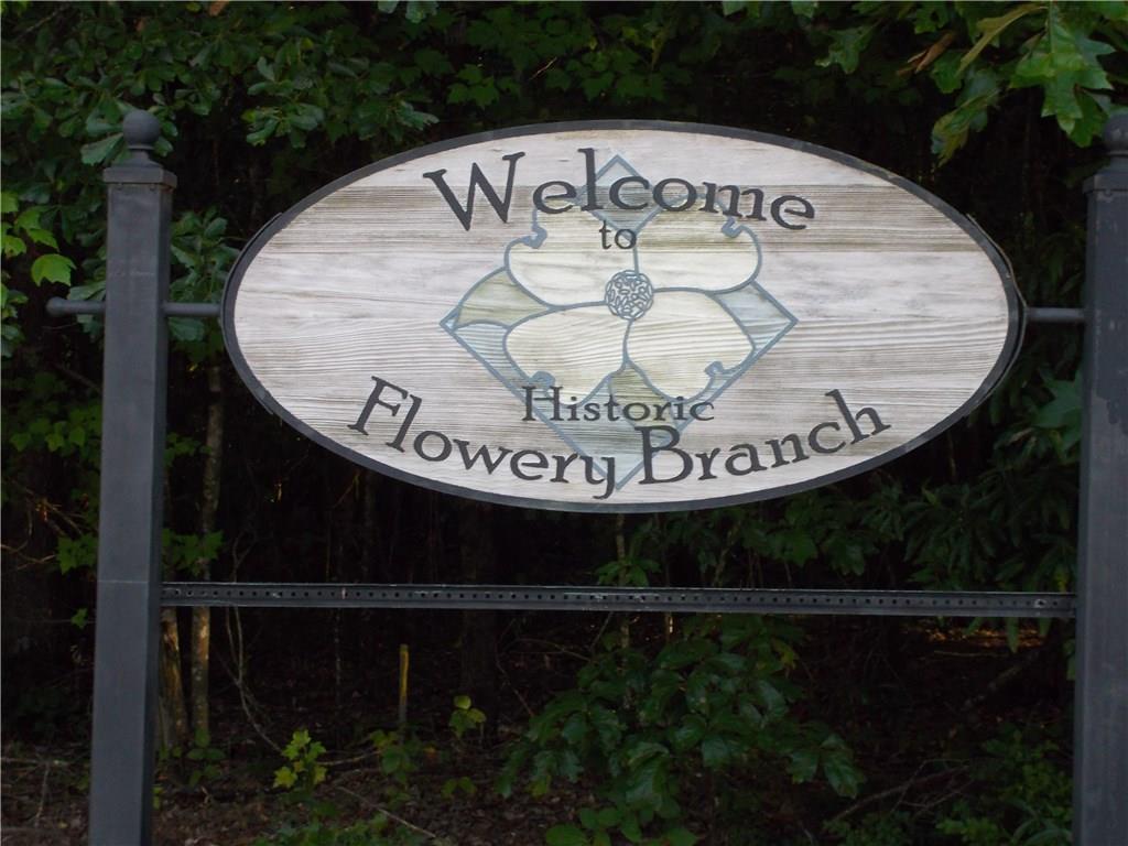 5307 Gainesville St., Flowery Branch, GA 30542