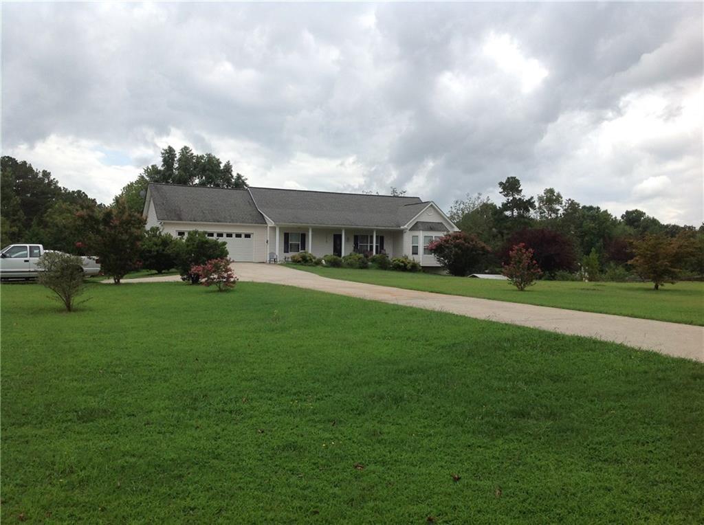 7060 Pea Ridge Rd., Gainesville, GA 30506