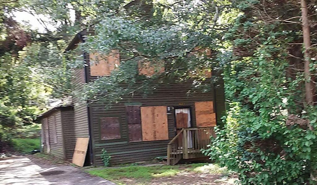 521 Pelton Pl., Atlanta, GA 30318