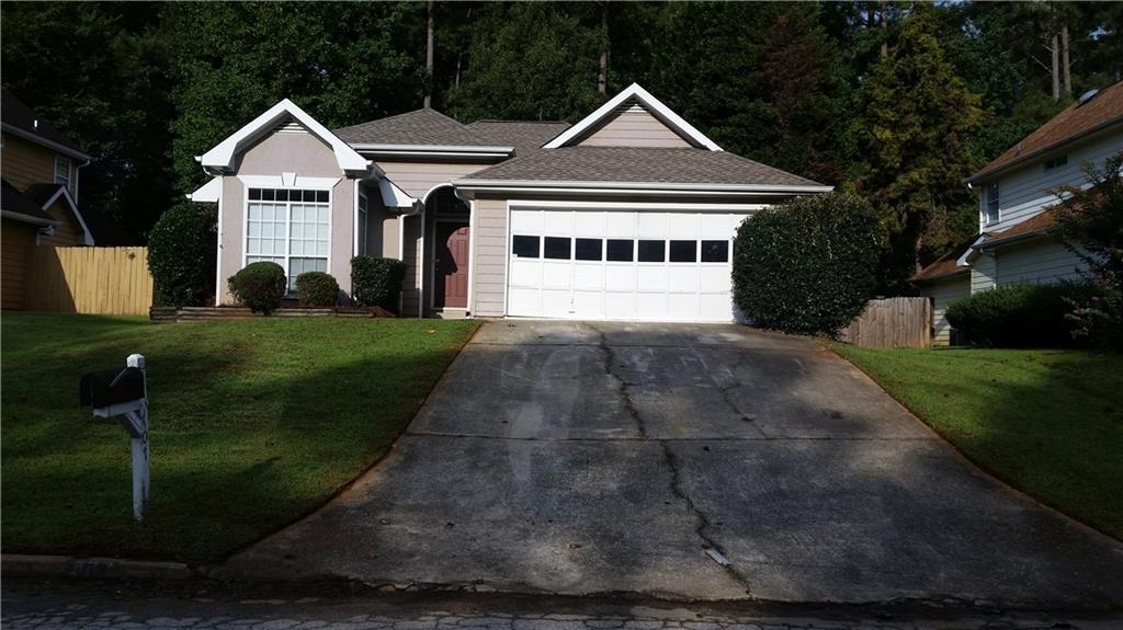 707 Shore Dr., Lithonia, GA 30058