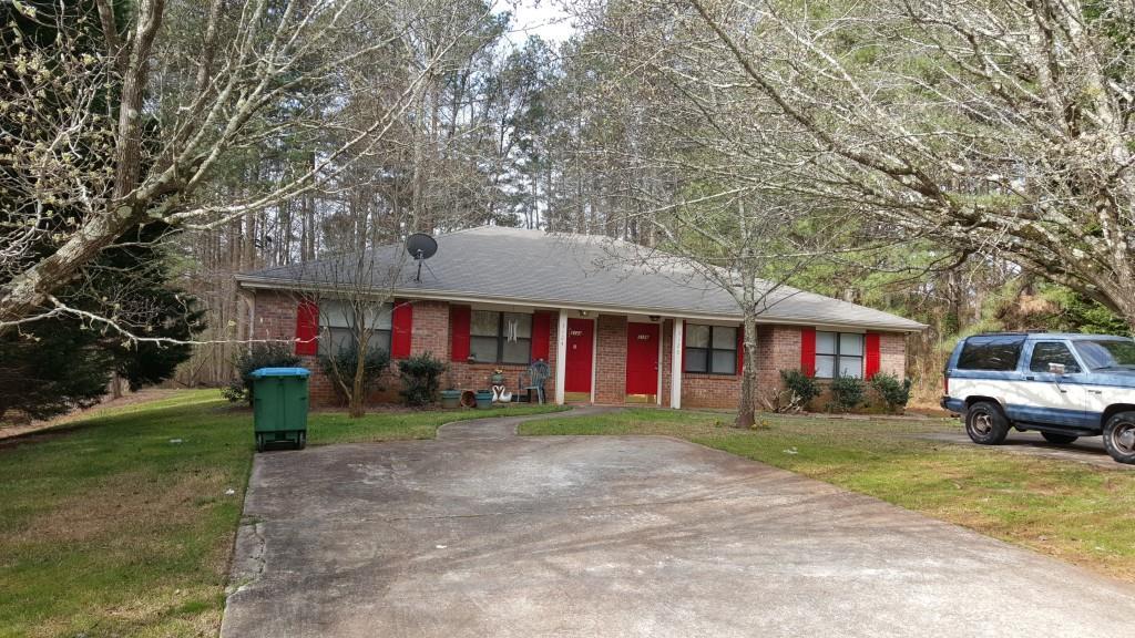 3124 Sarah Lou Dr., Snellville, GA 30078