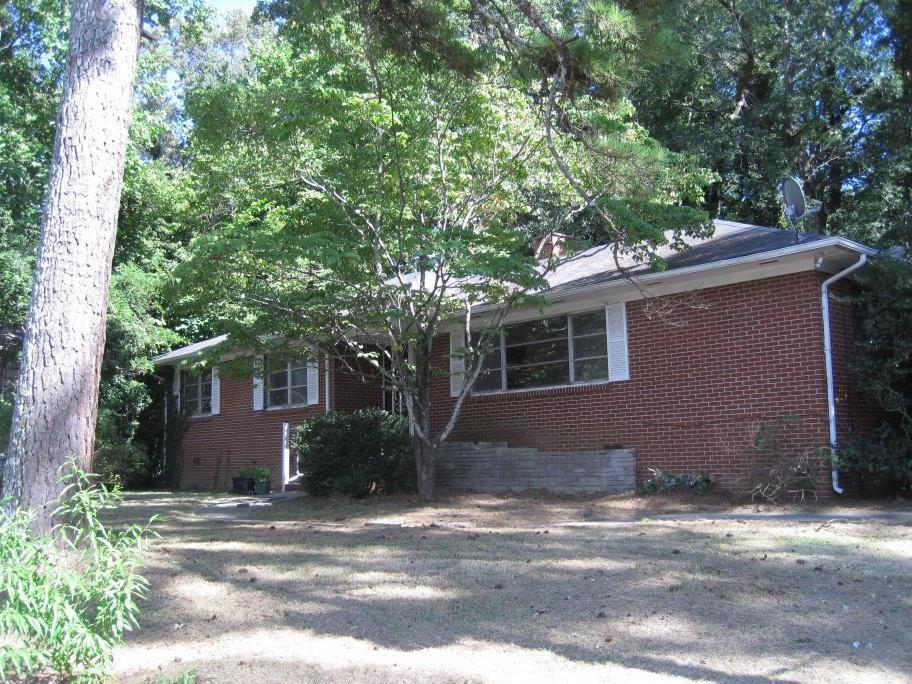 2480 SW Cascade Rd., Atlanta, GA 30311