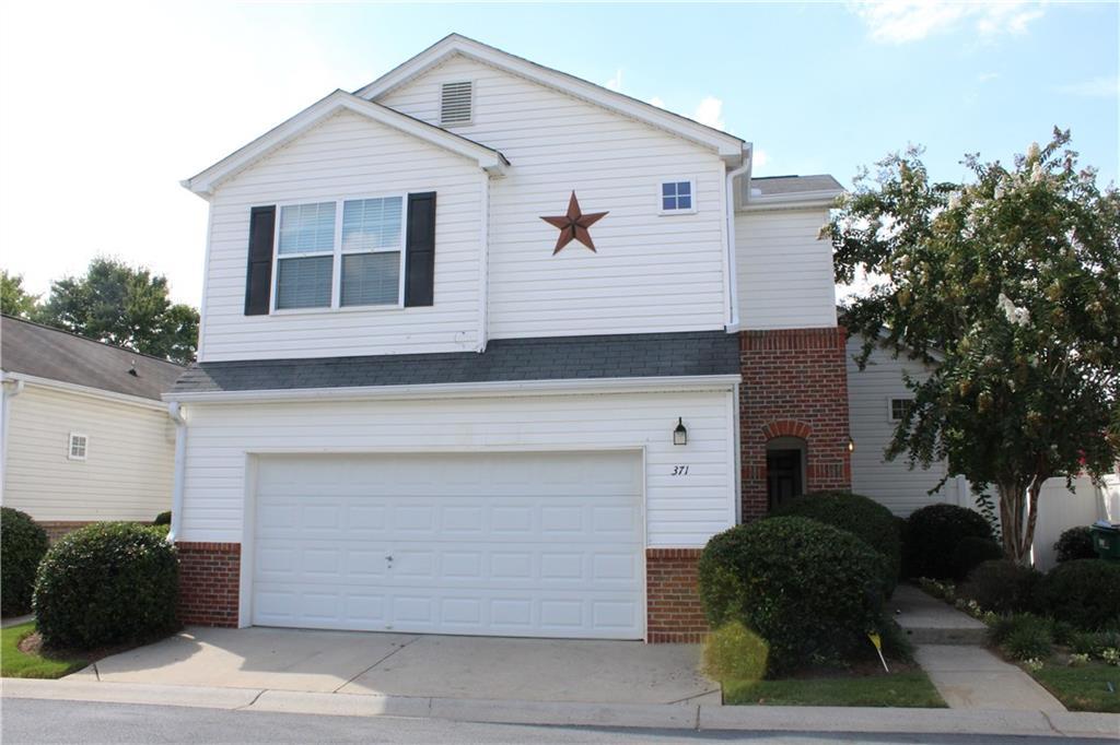 371 Hiawassee Dr., Woodstock, GA 30188