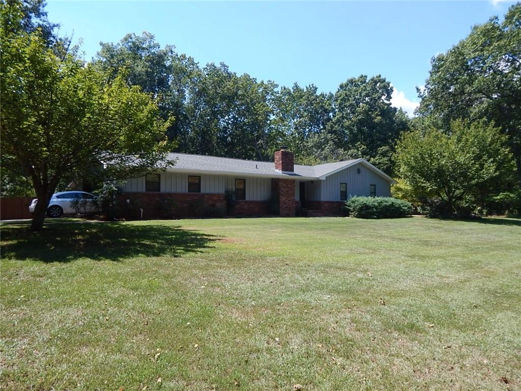 4100 Hickory Hollow Dr., Douglasville, GA 30135