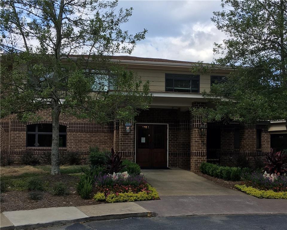 1800 Clairmont Lake #114, Decatur, GA 30033
