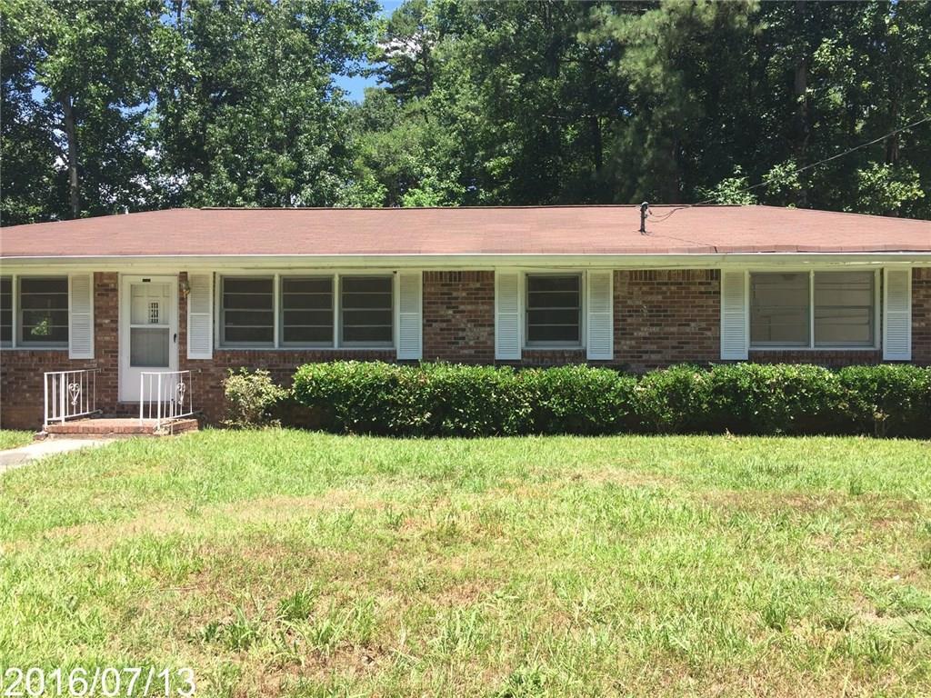 2795 Carriage Ln., Atlanta, GA 30349