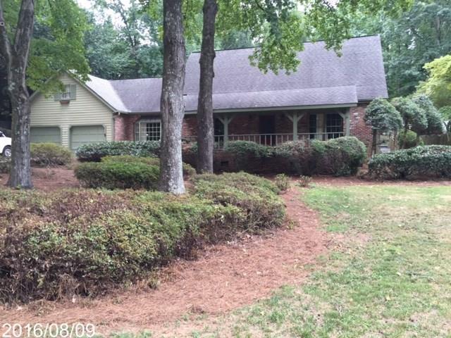 125 Foxridge Rd., Sandy Springs, GA 30327