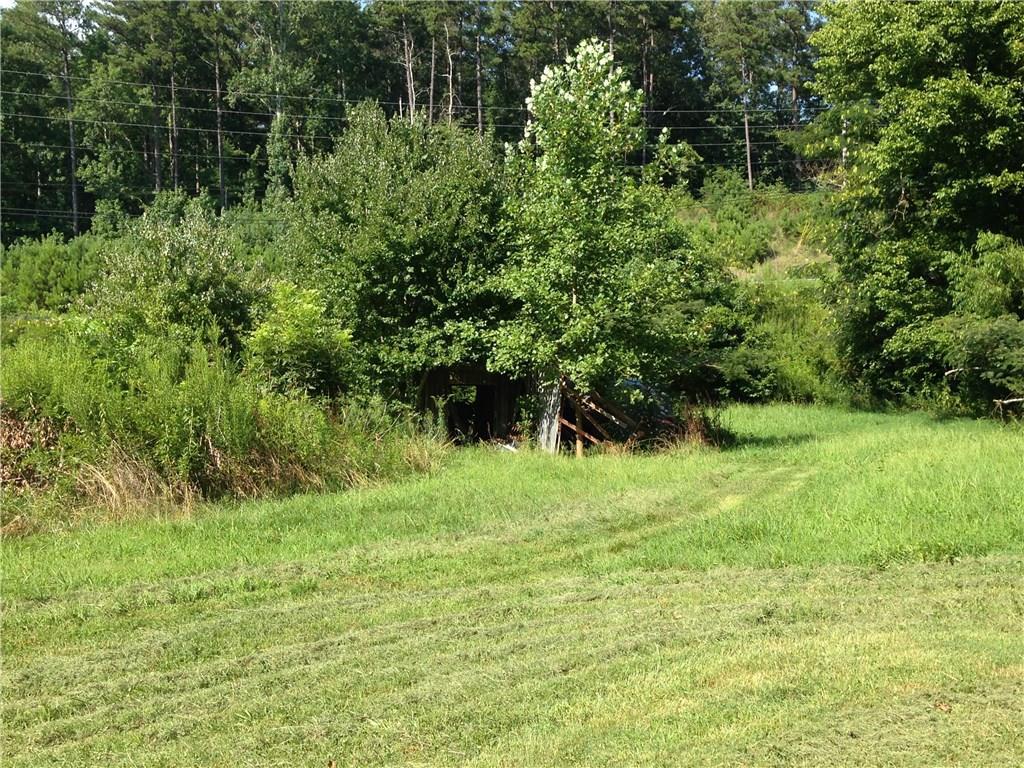 8572 Hickory Flat Hwy., Woodstock, GA 30188