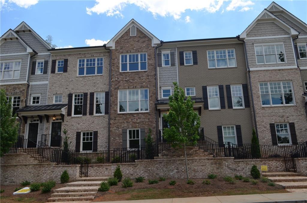 236 Chastain Preserve Ln., Atlanta, GA 30342