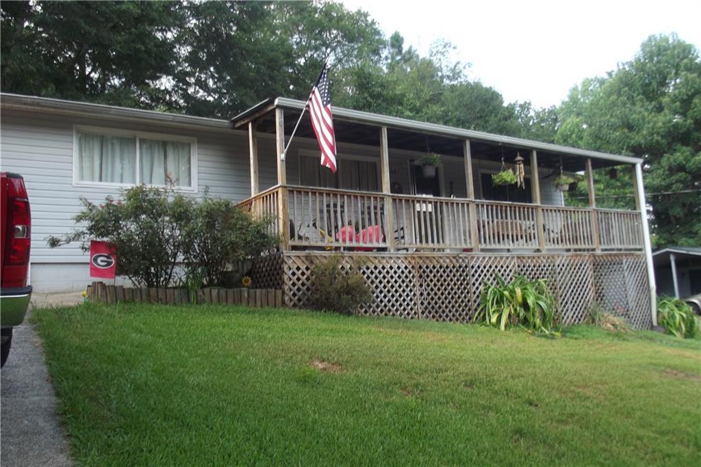 302 Nottingham Dr., Woodstock, GA 30188