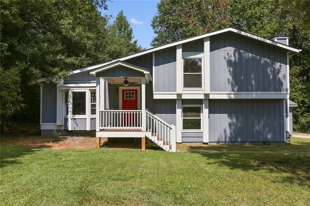 2592 Twin Oaks Dr., Marietta, GA 30064
