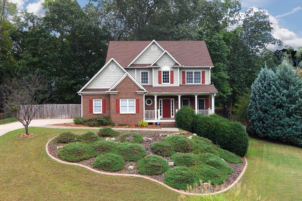 721 Walnut Ln., Woodstock, GA 30188