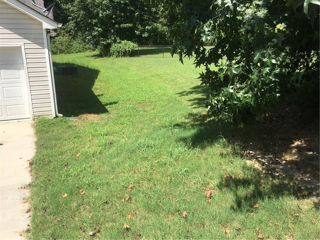 1035 Oak Valley Rd., Dacula, GA 30019