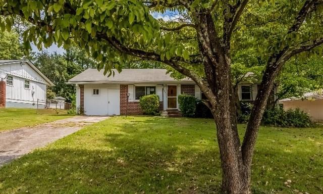 2527 Spring Dr., Smyrna, GA 30080