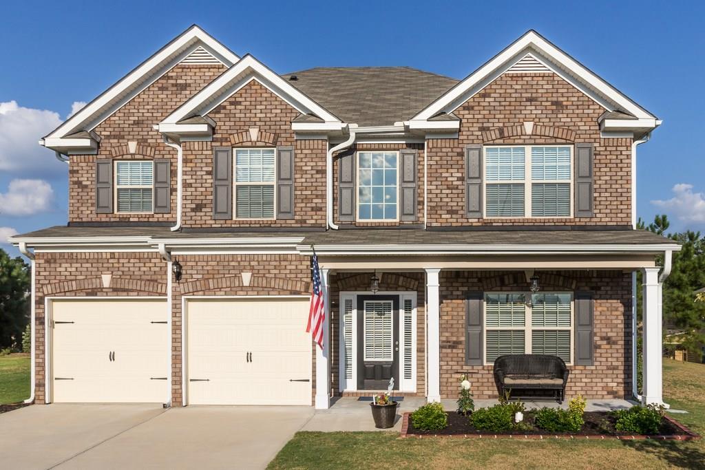 32 Fall Creek Ln., Dallas, GA 30132