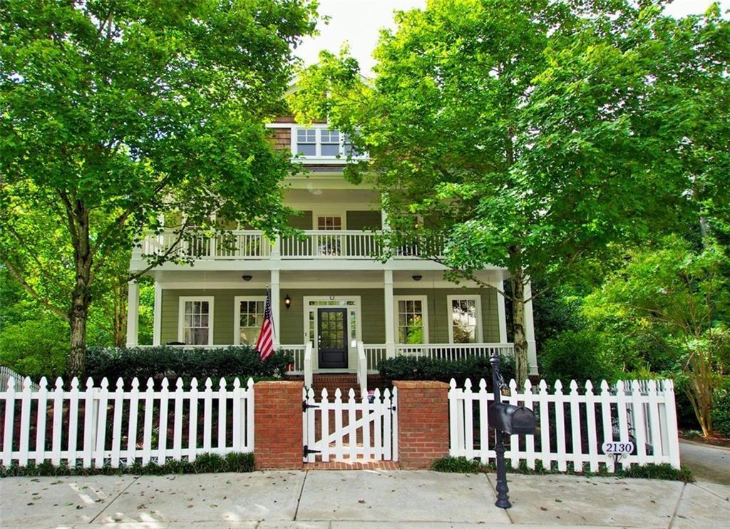 2130 Parkview Ln., Atlanta, GA 30318